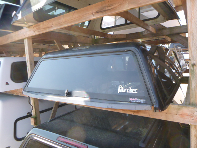 2015 – 2020 Ford F150 6’6 UH Tuxedo Black Fibrobec Truck Cap
