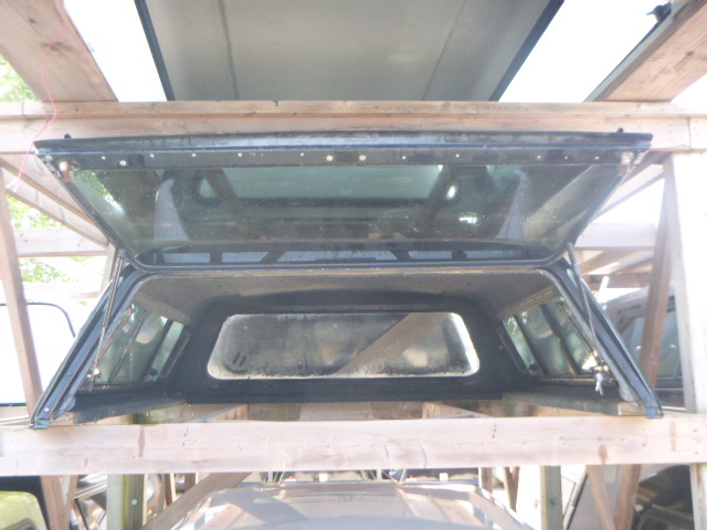 2009 – 2014 Ford F150 6’6 W6 Green Gem2 ARE Truck Cap - Image 3