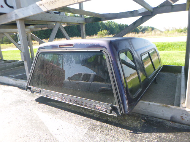 1997 – 2004 Dodge Dakota 6’5 Blue/Purple Leer Highrise Truck Cap