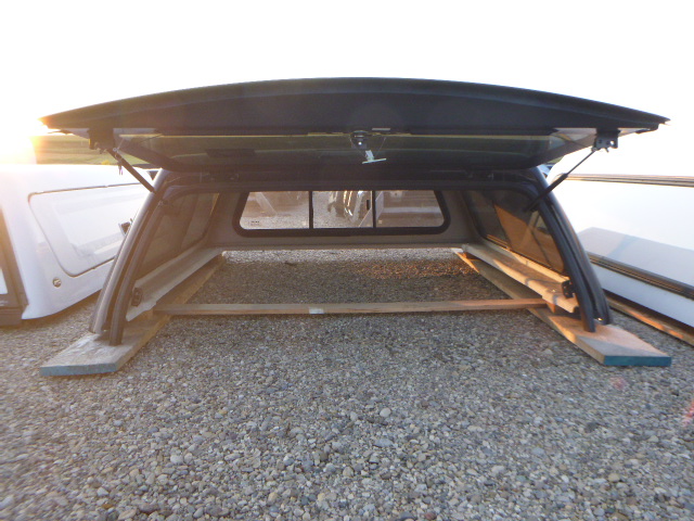 Dodge Ram 5’7 PTW Rugged Brown Metallic Leer100XR Truck Cap - Image 3