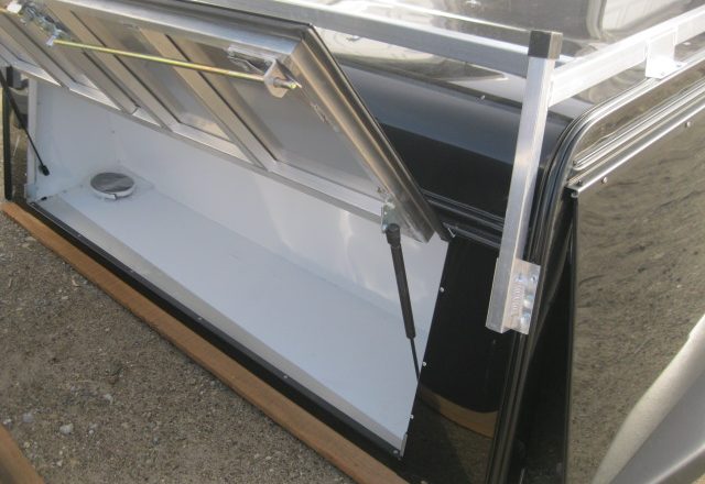 2022 – 2026 Toyota Tundra 5’6 New Black Swiss Contractor Truck Cap - Image 4
