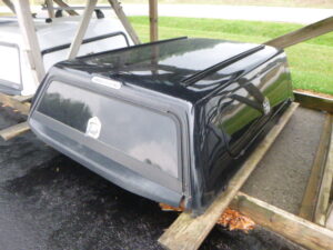 2019 – 2023 Ford Ranger 6′ G1 Shadow Black Snugtop Truck Cap
