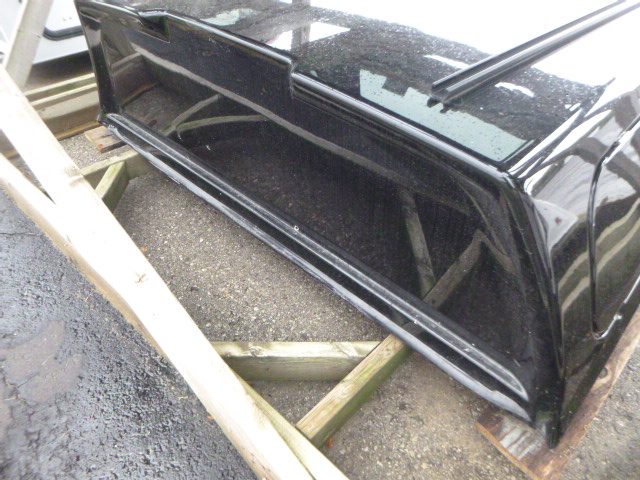 2019 – 2023 Ford Ranger 6′ G1 Shadow Black Snugtop Truck Cap - Image 7
