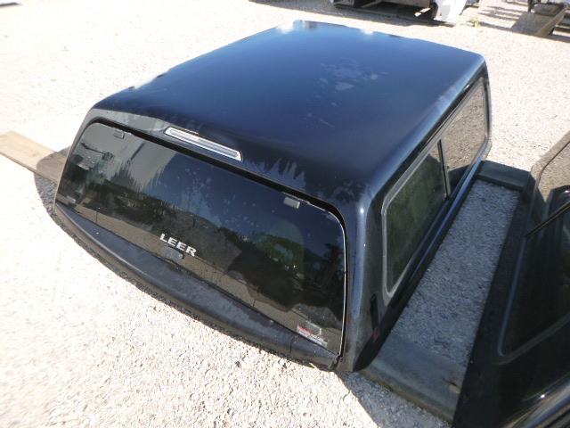 2019 – 2026 Dodge Ram 1500 6’4 New Body Style PXJ Diamond Black Leer100XR Truck Cap - Image 2