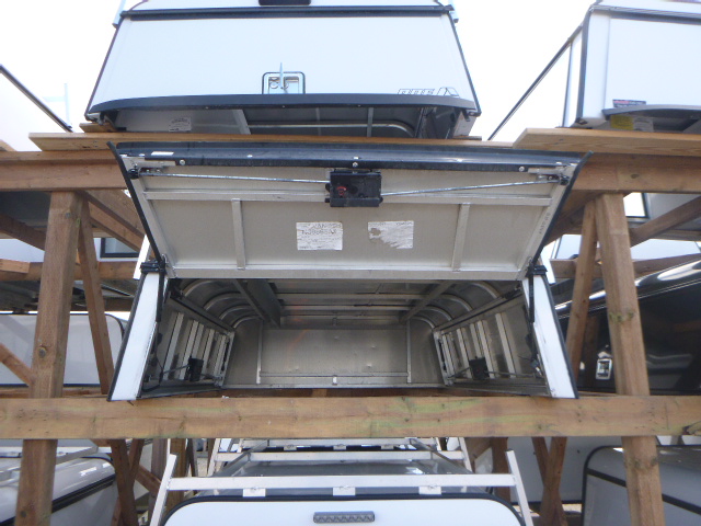 2015 – 2022 Chevrolet Colorado or GMC Canyon 6’2 White ARE Contractor Truck Cap - Image 3