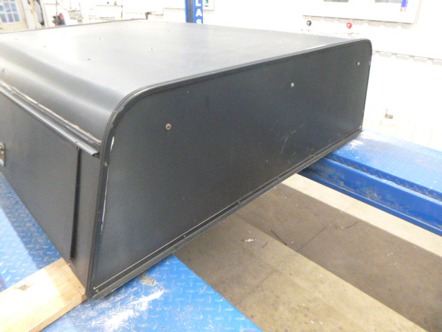 2009 – 2026 Dodge Ram 6’4 Carbon Fibre Black wrap Leer Contractor Truck Cap - Image 10