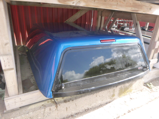 2019 – 2026 Chevrolet Silverado 1500 5’8 GLT Pow Zinga Metallic Leer100S Truck Cap - Image 2