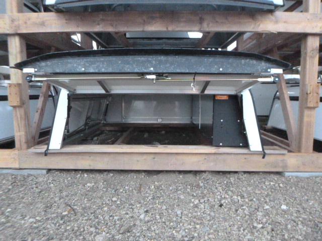 2023 – 2026 GMC Canyon or Chevrolet Colorado 5’2 New White Precision Innovator Contractor Truck Cap - Image 3