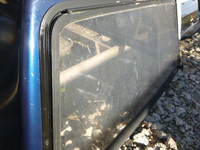 2004 – 2008 Ford F150 8′ DX Dark Blue Effect Highrise ARE Truck Cap - Image 15