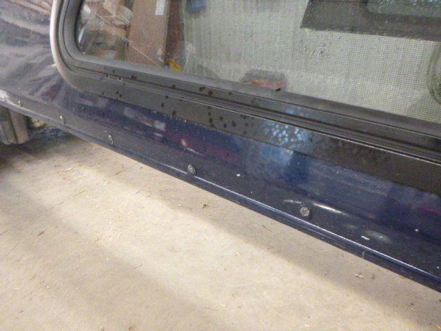2004 – 2008 Ford F150 8′ DX Dark Blue Effect Highrise ARE Truck Cap - Image 12