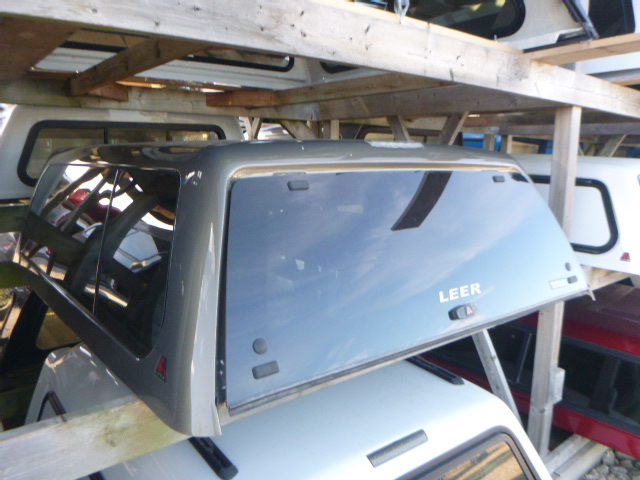 Dodge Ram 6’4 PFA Prairie Pearl Leer100XL Truck Cap