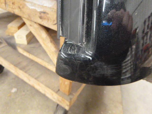 2007 – 2013 Chevrolet Silverado 5’8 Carbon Flash Leer100R Truck Cap - Image 6