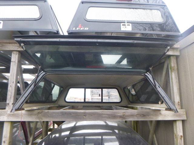 2009 – 2014 Ford F150 6’6 UH Tuxedo Black Leer Legend Truck Cap - Image 3