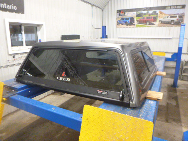 2009 – 2014 Ford F150 5’6 UJ Sterling Grey Leer100R Truck Cap - Image 2