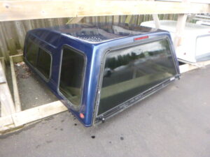1999 – 2006 GMC Sierra or Chevrolet Silverado 6’6 Blue Raider High rise Truck Cap