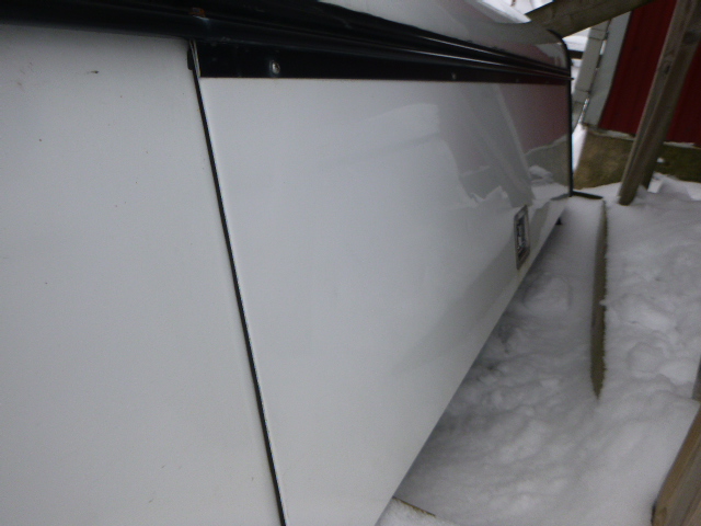 2020 – 2026 Chevrolet Silverado or GMC Sierra 6’9 HD 2500/3500 White Swiss Contractor - Image 4