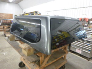 2005 – 2012 Nissan Frontier 6’2 K27 Structural Grey Leer100XQ Truck Cap
