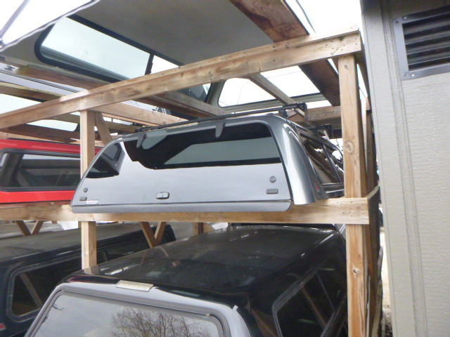 2007 – 2013 Chevrolet Silverado 6’6 Leer100XR Truck Cap - Image 2