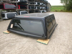 Ford F150 6’6 UM Agate Black Ranch Echo Truck Cap