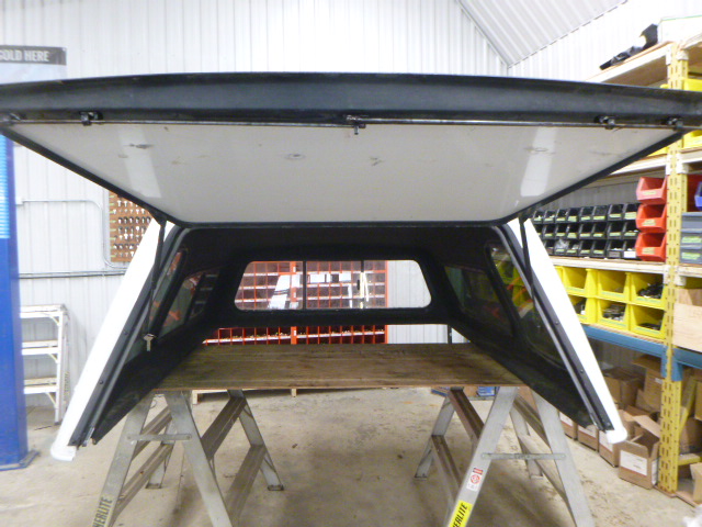 2014 – 2018 GMC Sierra or Chevrolet Silverado 6’6 White Fibrobec Highrise Truck Cap - Image 3