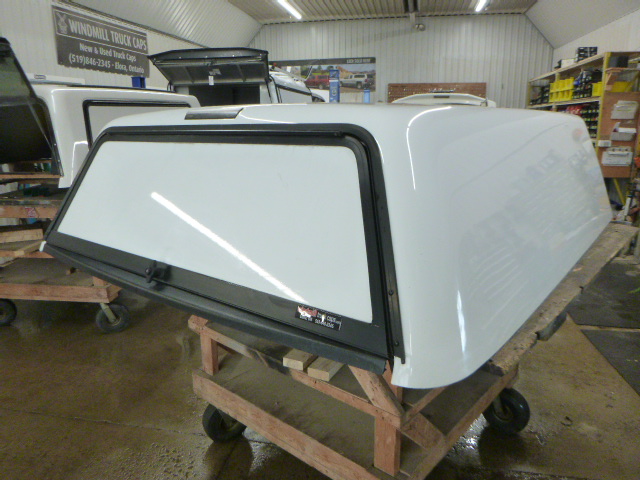 2014 – 2018 GMC Sierra or Chevrolet Silverado 6’6 50 Summit White Contour III Truck Cap - Image 2