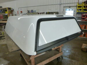 2014 – 2018 GMC Sierra or Chevrolet Silverado 6’6 50 Summit White Contour III Truck Cap