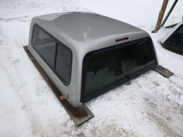 2004 – 2006 GMC Sierra or Chevrolet Silverado 5’8 Silver Truck Cap