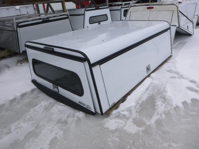 Dodge Ram 8′ White ARE Contractor Truck Cap