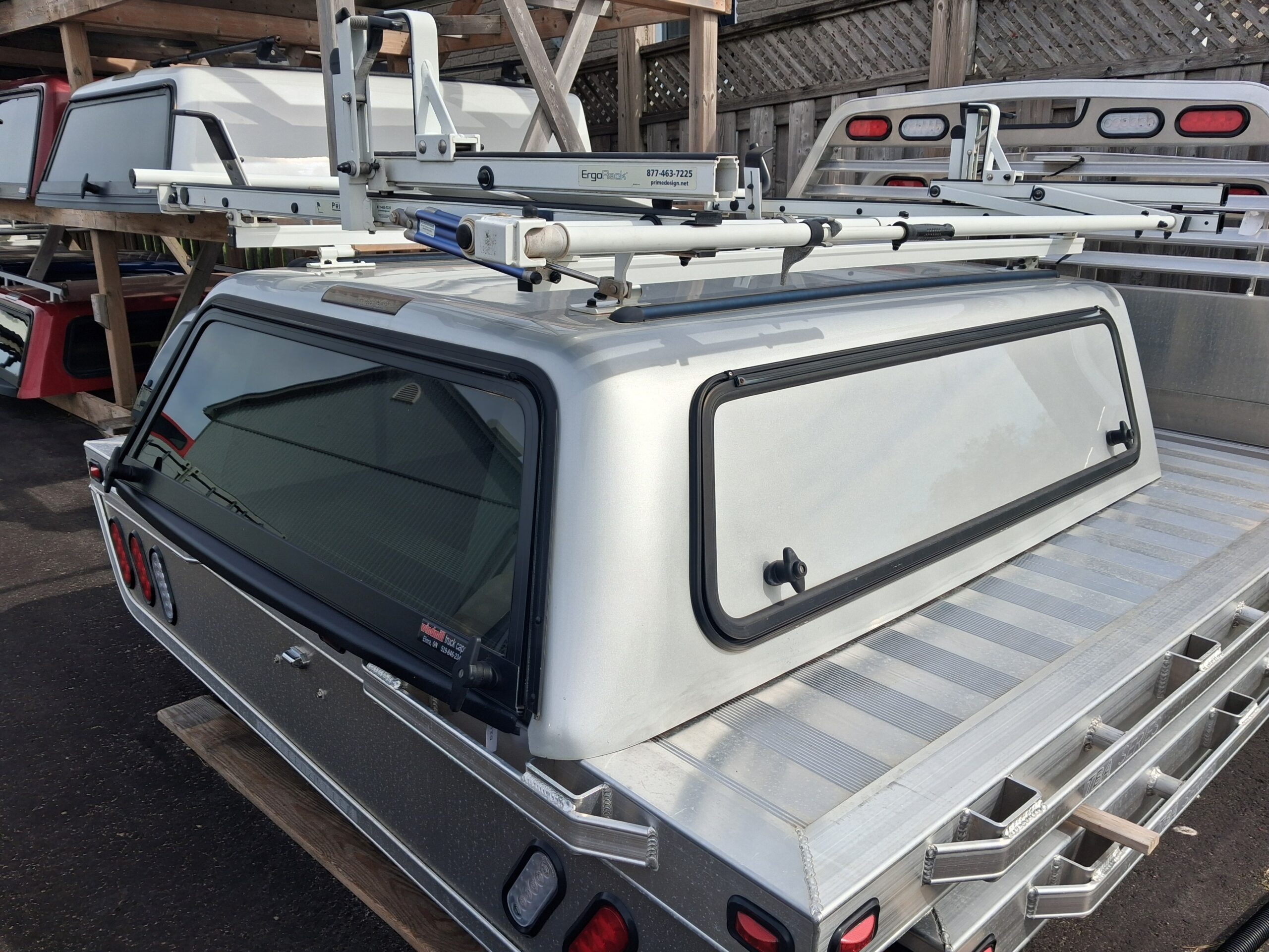 2015 – 2022 Chevrolet Colorado or GMC Canyon 6’2 GAN Silver Ice Contour III Truck Cap - Image 2