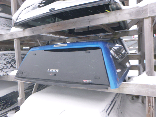 Dodge Ram 6’4 CREW CAB PBJ Hydro Blue Leer100XQ Truck Cap