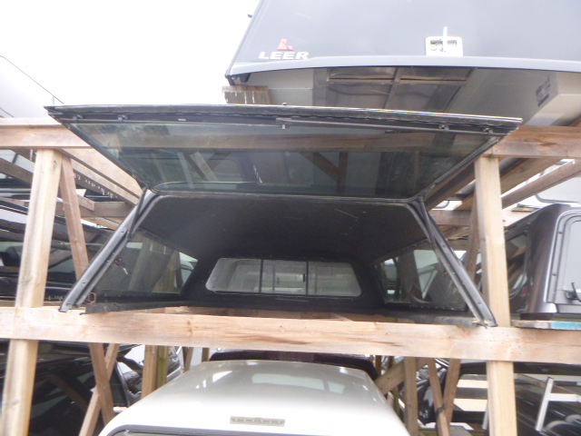 2007 – 2013 Toyota Tundra 6’2 Black ARE Midride Truck Cap - Image 3