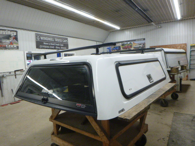 2014 – 2018 Chevrolet Silverado 6’6 GAZ Summit White ARE Truck Cap - Image 2