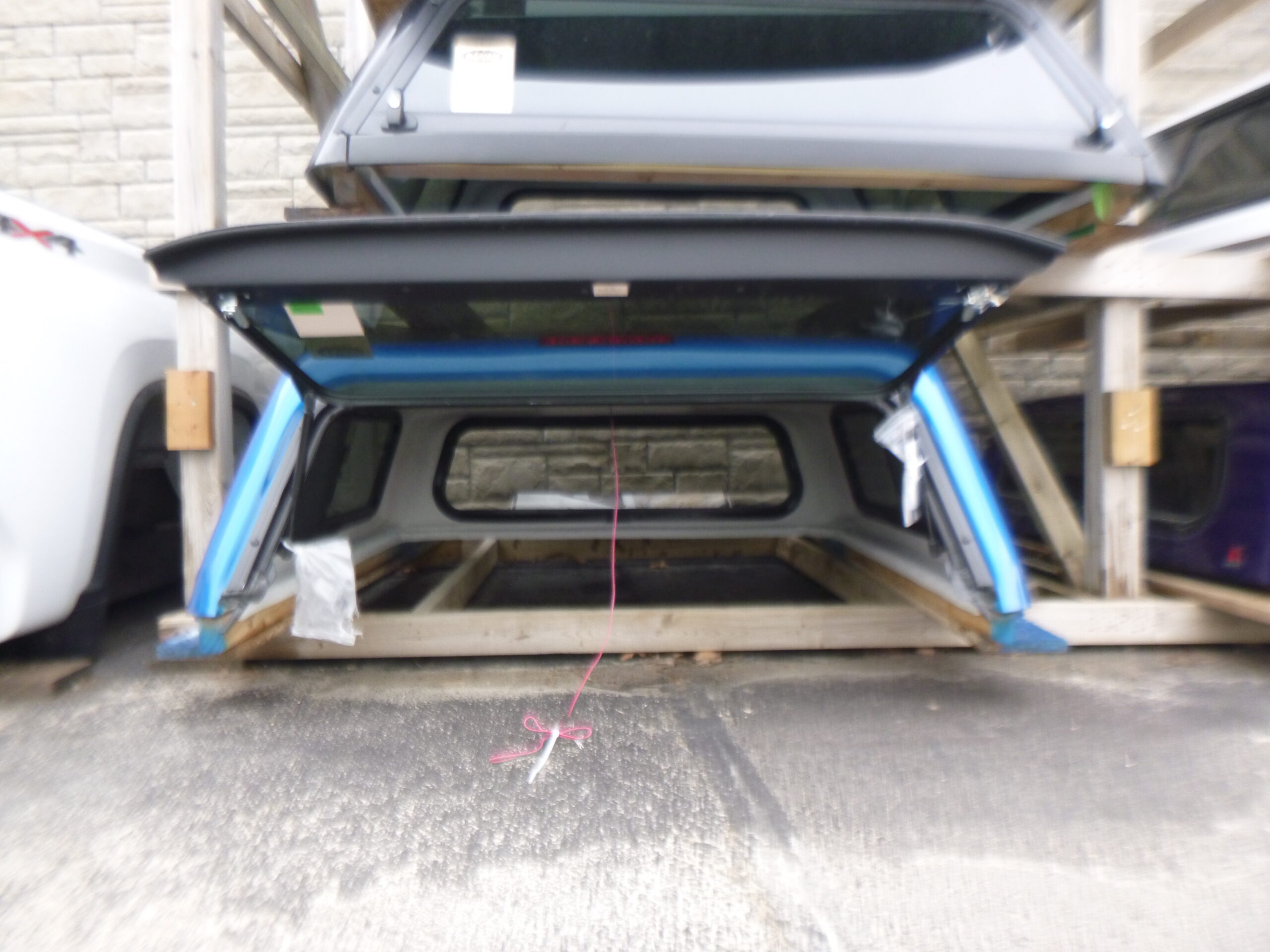 2022 – 2026 Ford Maverick 5′ E7 Velocity Blue Ranch Skyline Truck Cap - Image 3