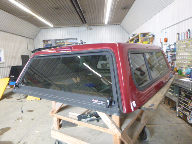 Chevrolet Silverado 5’8 CREW Cab Red Century Truck Cap - Image 2