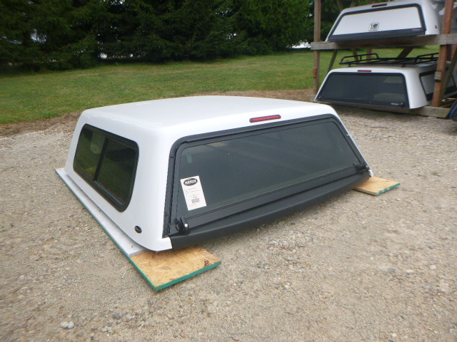 GMC Sierra 1500 6’6 NEW GAZ White Ranch Truck Cap - Image 2