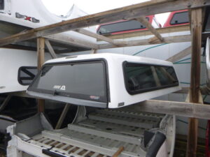 Ford F150 6’6 YZ Oxford White ARE Truck Cap