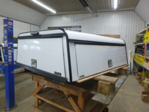 Toyota Tacoma 6’2 White ARE Contractor Truck Cap