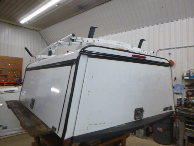 Dodge Ram 6’4 White ARE Highrise Contractor Truck Cap - Image 2