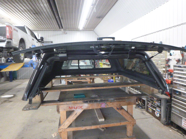 Dodge Ram 6’4 PXJ Diamond Black ARE Truck Cap - Image 3