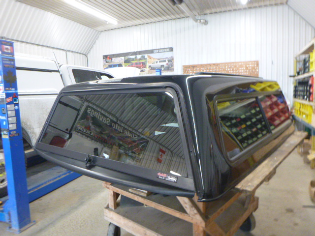 Dodge Ram 6’6 CREW Cab PXR Brilliant Black Contour III Truck Cap - Image 2