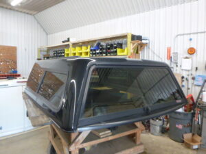 Dodge Ram 6’6 CREW Cab PXR Brilliant Black Contour III Truck Cap