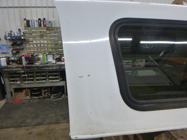 Chevrolet Silverado or GMC Sierra 6’6 50 Olympic White Contour Truck Cap - Image 6