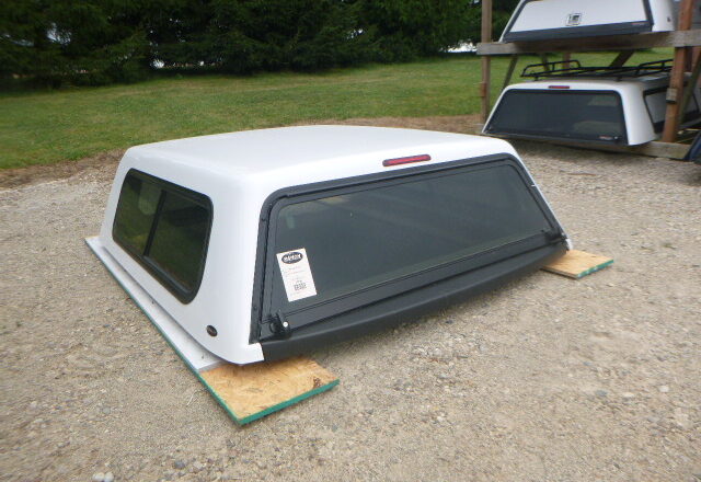 2024 – 2026 Toyota Tacoma 6’2 040 Super White Ranch Truck Cap - Image 2