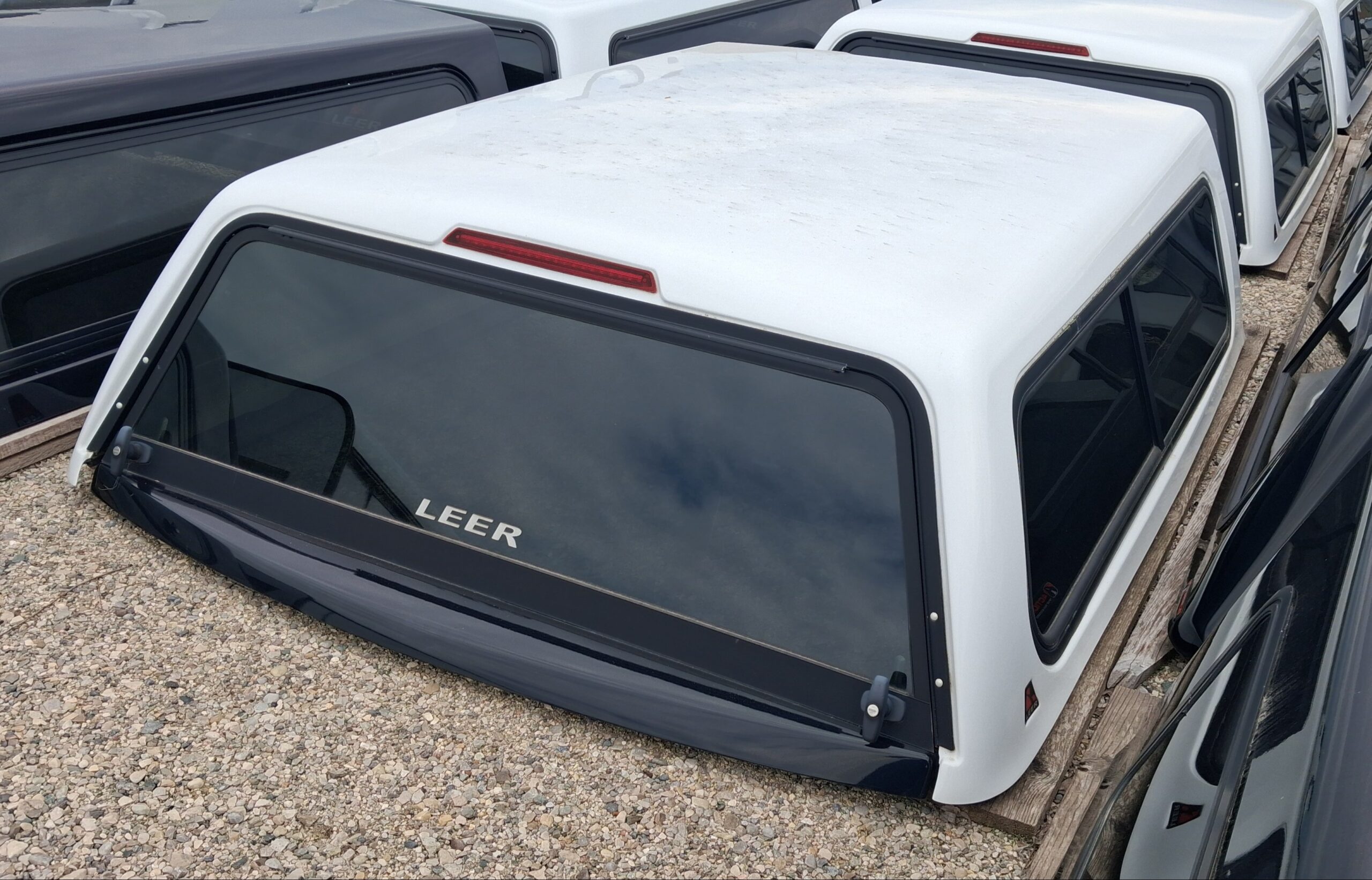 2019-2026 Dodge Ram 1500 New Body Style 6’4 New White Leer Legend Truck Cap - Image 2