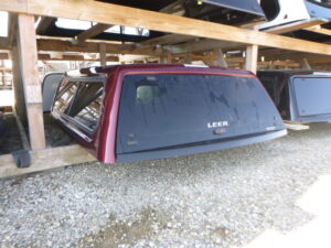 Dodge Ram 6’4 PRV Red Velvet Leer100XR Truck Cap