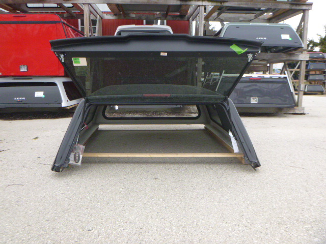 Ford Superduty 6’9 NEW UM Agate Black Ranch Echo Truck Cap - Image 3