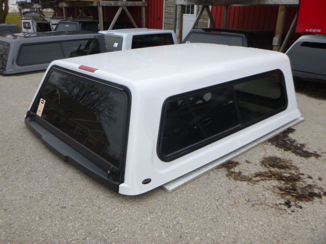 Ford Superduty 6’9 NEW Z1 Oxford White Ranch Echo Truck Cap - Image 2
