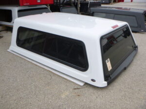 Ford Superduty 6’9 NEW Z1 Oxford White Ranch Echo Truck Cap