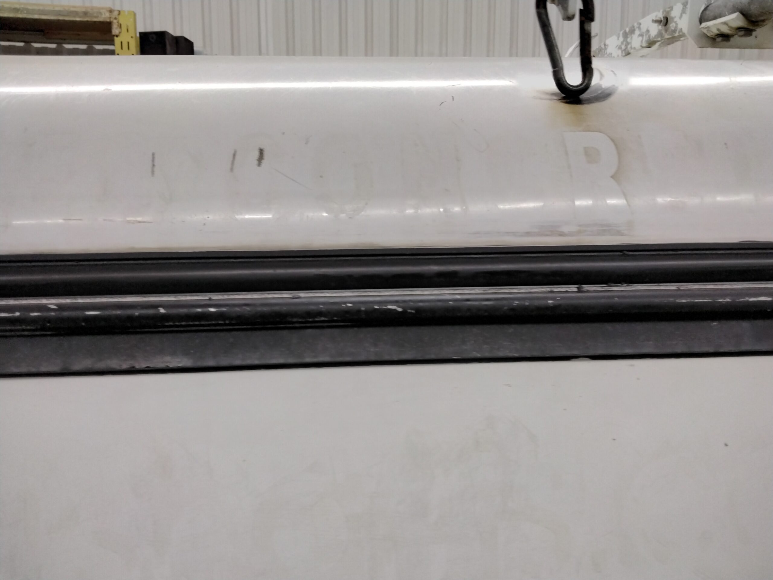 GMC Sierra or Chevrolet Silverado 6’6 White ARE Contractor Truck Cap - Image 8