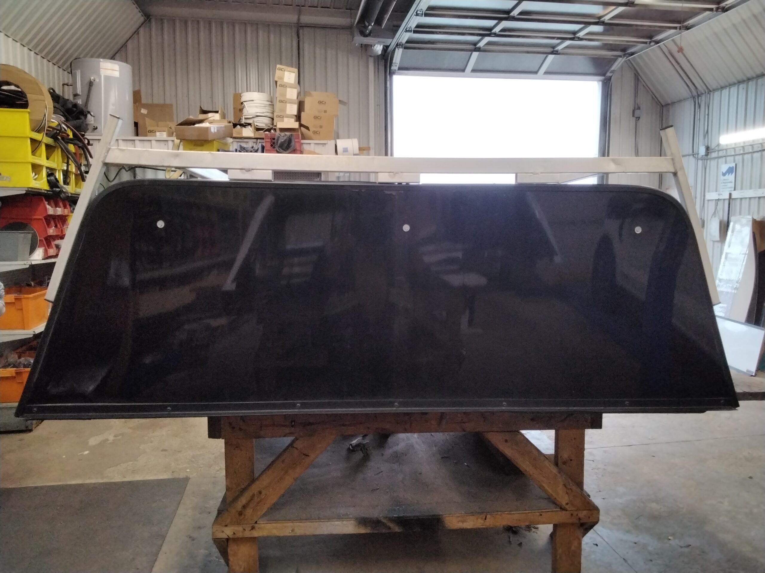 GMC Sierra or Chevrolet Silverado 6’6 Black Leer Contractor Truck Cap - Image 4